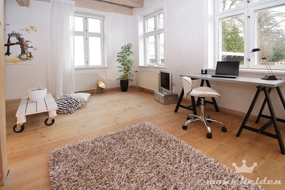 Homestaging nacher Home-Office Altbau