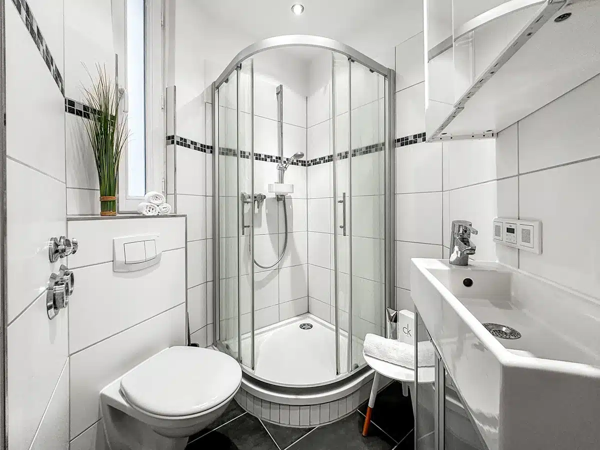 Duschbad in Hamburg mit Home Staging