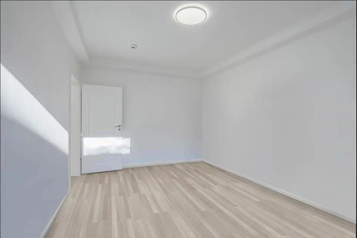 Ein Wohnzimmer ohne Home Staging
