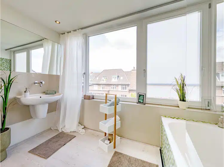 Modernes Bad in einem Hamburger Penthouse